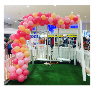 Organic Balloon Half Arch